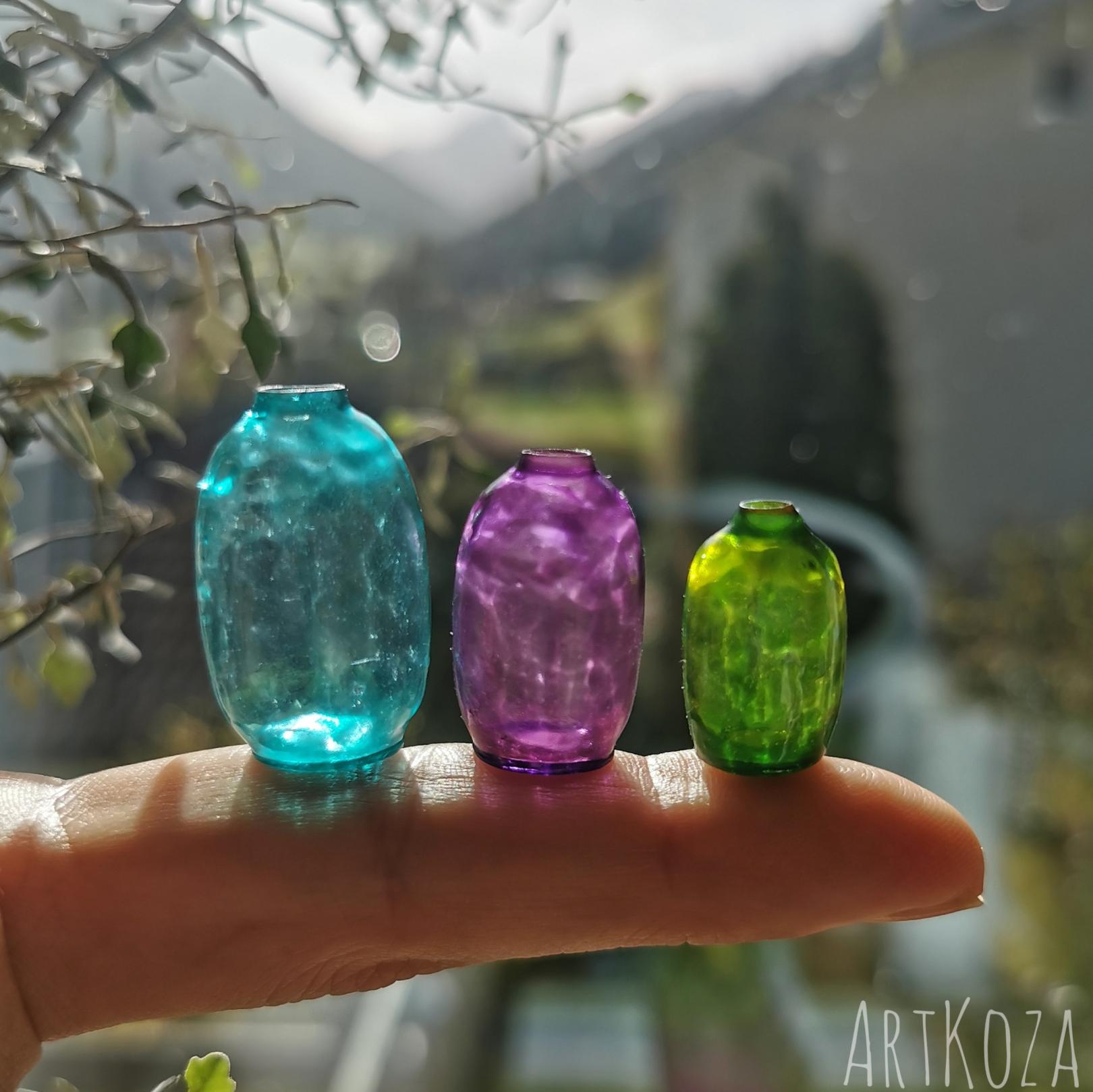 Colorful vases glass imitation - large Colorful vases glass imitation - large